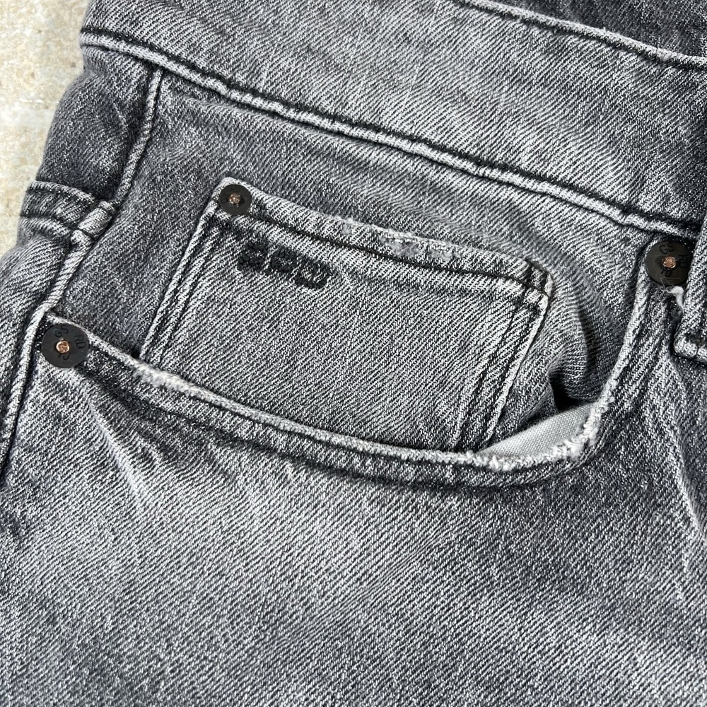 G-Star Raw Men's 3301 Tapered Fit Denim Shorts Faded Anchor Gray Size 32 - Picture 4 of 9